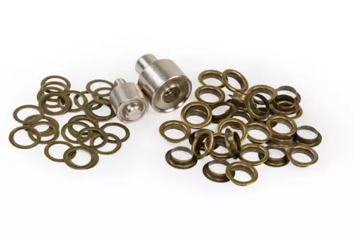 What is the Difference Between a Spur Grommet and a Plain Grommet?
